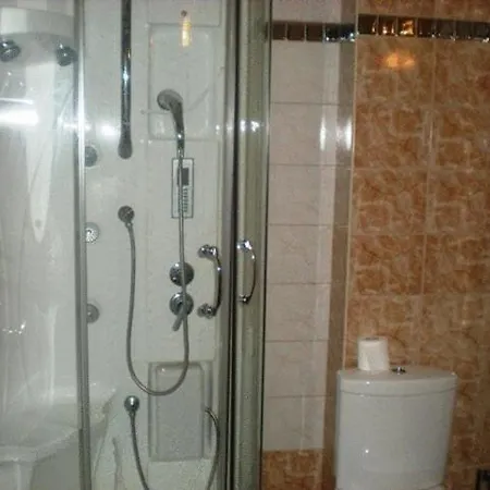 αχίλλειον Palace Kalambákion