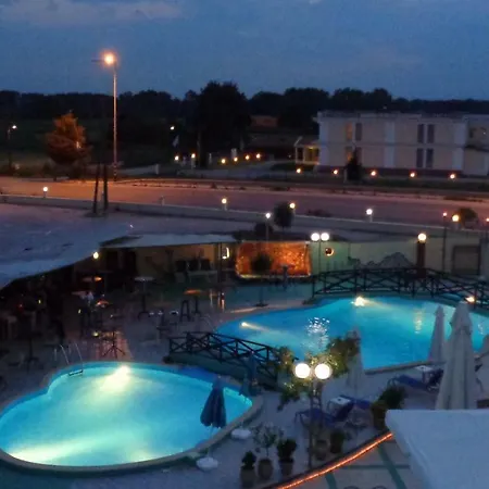 Ξενοδοχείο αχίλλειον Palace 4*